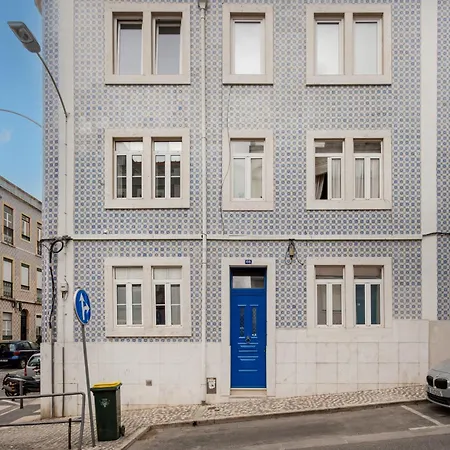 아파트 Campolide Urban Living *